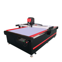 Machine de découpe CNC à couteau oscillant pour cuir véritable, cuir PU, empeignes de chaussures et fabrication de sacs
