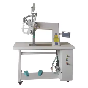 Máquina <span class=keywords><strong>de</strong></span> coser <span class=keywords><strong>de</strong></span> sellado <span class=keywords><strong>de</strong></span> costura <span class=keywords><strong>de</strong></span> aire caliente industrial para coser a prueba <span class=keywords><strong>de</strong></span> agua <span class=keywords><strong>de</strong></span> impermeable - Product Image 2