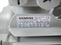 1AV2094C 1LE10010EC422KB4  1.1kW 230400V 935rpm -Un- Original Nuevo de Fábrica