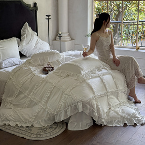 <span class=keywords><strong>Ensemble</strong></span> <span class=keywords><strong>de</strong></span> literie quatre pièces <span class=keywords><strong>de</strong></span> style princesse française <span class=keywords><strong>de</strong></span> luxe - Draps et taies d'oreiller frais et simples pour toutes les saisons - Product Image 2