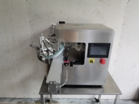 Machine de capsulage remplissante de poche de bec automatique pour le cosmétique de lait de jus