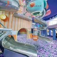 Aire de jeux pour enfants de parc public, conception personnalisée, professionnelle, piscine à balles, toboggan, trampoline, jeu intérieur, jeu souple, château espiègle