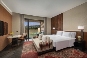 Modern Hotel Bedroom Set <b>Queen</b> <b>Size</b> Cotton <b>Bedding</b> Teak Wood Furniture Contemporary Design for Commercial Use - Product Image 4