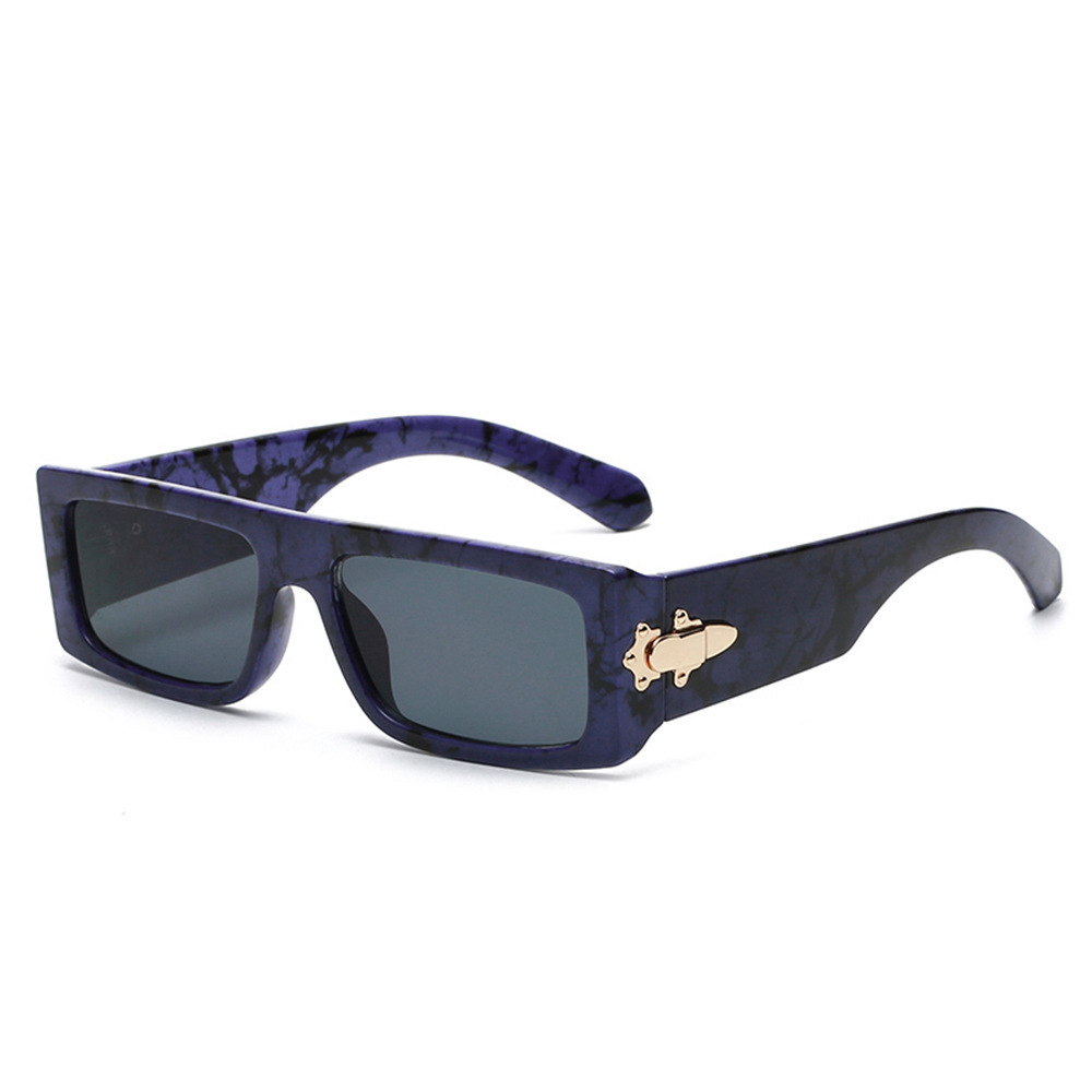 C12 bandes violettes cadre film noir et gris