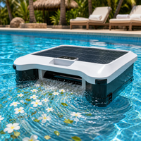 Robot nettoyeur de piscine solaire à filtre 80 mailles avec panier à débris amovible de 3 L et distributeur de chlore pour le nettoyage de la surface de la piscine