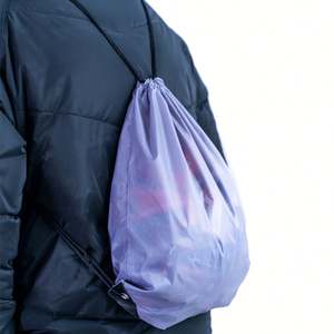 Sac à dos à cordon de gymnastique avec logo personnalisé multicolore Sac à dos à cordon de rangement en polyester recyclé pour le voyage - Product Image 2