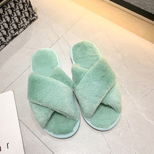 Pantofole calde e soffici di moda da donna accogliente pelliccia sintetica croce scivoli da pavimento per interni Flat Soft Furry Ladies infradito femminili pantofola calda - Product Image 6