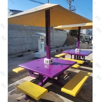 Table de pique-nique de jardin extérieure avec éclairage LED solaire et fonctions pratiques pour la recharge de smartphone