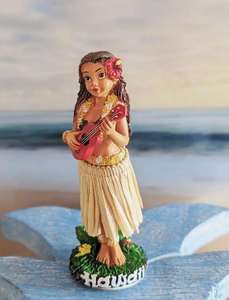 Nouvelle résine hawaïenne Hula fille avec ukulélé tableau de bord poupée secouant le corps Hula filles Figurine - Product Image 4