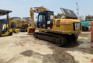 Excavatrices d'occasion de haute qualité 320BL 320CL 320D d'origine japonaise CAT 320D 20 tonnes de poids opérationnel modèle 2022 en promotion - Product Image 4