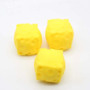 Juguete de <span class=keywords><strong>queso</strong></span> cuadrado de plástico suave, creativo, de rebote lento, para presionar <span class=keywords><strong>y</strong></span> jugar, divertido regalo - Product Image 2