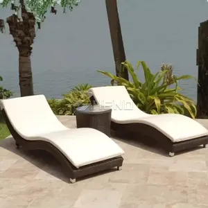 <span class=keywords><strong>Lit</strong></span> et chaise <span class=keywords><strong>en</strong></span> bois d'extérieur modernes avec coussin imperméable pour piscine, cour, patio, jardin, hôtels, plage, loisirs - Product Image 2