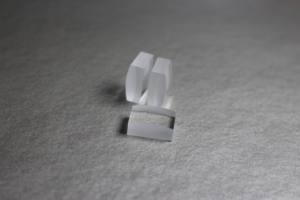 Prisma de Vidro Óptico BK7 Personalizado de Alta Qualidade - Lente Cilíndrica <span class=keywords><strong>Bi</strong></span> Convexa da Marca Ruike com Revestimento AR - Product Image 3