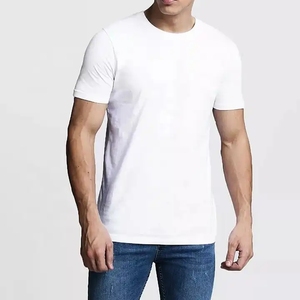 T-shirt all'ingrosso bianche e nere, in cotone Pima, elasticizzate, da <span class=keywords><strong>uomo</strong></span>, personalizzabili, sportive, slim fit, aderenti. - Product Image 1