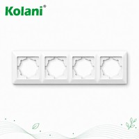Cadre de finition vierge pour prise quadruple Kolani, norme UE, 300x84mm, ignifuge, en PC, à encastrer, avec quatre emplacements de découpe