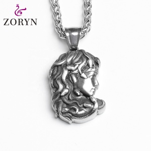 Pendentif Épée Double Dragon en Acier Inoxydable avec Incrustation de Zircon Bleu, Bijou de Mode Gothique Punk Vintage en Acier Titane pour Hommes - Product Image 4