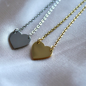 Fábrica al por mayor de acero inoxidable plata oro amor corazón Collar personalizado grabado Logo nombre corazón encanto collar - Product Image 2