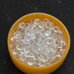 GN007 Granulés de résine PETG de haute qualité, matières premières, puces PETG en plastique pour propriétaires d'animaux de compagnie - Product Image 3