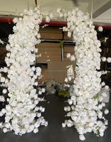 Arches en corne artificielle pour décoration florale d'allée de mariage A178