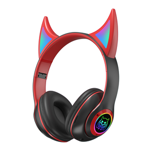 Gaming On-ear & Over-ear Cat ear Horns Auriculares inalámbricos Ecouteur Sans Fil Head Auriculares con tarjeta <span class=keywords><strong>TF</strong></span> Función AUX - Product Image 2