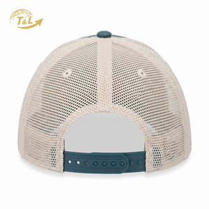 Gorra Trucker de Malla Ajustable y Transpirable de Alta Calidad con Logotipo Personalizado 4U, Unisex, de 6 Paneles, Diseño Moderno para Exteriores - Product Image 4