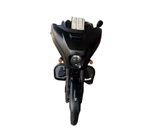 Motocicleta Indian Chief Dark Horse SUPER Premium 2025 con Sistema de Audio Power Band, Color Negro Humo - Product Image 1
