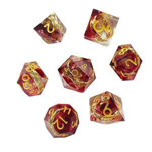 Rendu à l'encre violette Bague en or Core Résine Dice Royal Lord Transparent Sharp Edge Dnd Dés polyédriques pour Donjons et Dragons - Product Image 4