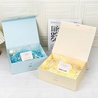 Boîte cadeau magnétique rigide verte personnalisée de 7 pouces, laminage mat, doublure en éponge, carton recyclable pour bougies, fleurs de la Saint-Valentin