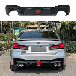 Diffusore Posteriore Stile CS con LED per <span class=keywords><strong>BMW</strong></span> Serie 5 G30 520 <span class=keywords><strong>530</strong></span> 540 M550 MT, Diffusore in ABS 2017-2023 - Product Image 6