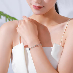 Bracelet chaîne géométrique en argent sterling S925 avec chaîne en résine époxy noire ronde pour femmes, version cuivre personnalisable - Product Image 5