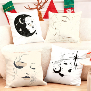 ผู้หญิงที่ดูสง่างามดุจเทพธิดา พร้อมดวงจันทร์และดวงดาวบนหมอนแสนสบาย ตกแต่งเทศกาลวันหยุดอย่างมีบรรยากาศ - Product Image 1