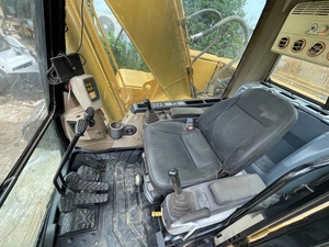 Offre Spéciale : Excavatrice sur Chenilles CAT320C 20 Tonnes à Haute Efficacité Opérationnelle, Capacité de Godet de 0,8 m³, Garantie 1 An - Product Image 4