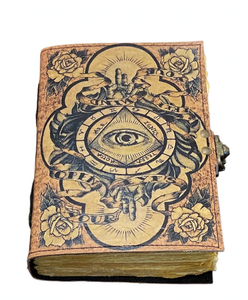 Carnet de notes vintage gothique Grimoire de la Sorcellerie à bords festonnés pour l'écriture, le dessin et le journalisation - Product Image 1