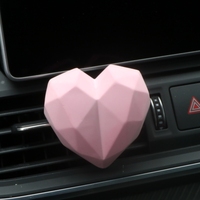 Diffuseur d'huiles essentielles en céramique parfumée en forme de cœur rose FinRu pour grille d'aération de voiture, désodorisant d'ambiance pour la maison