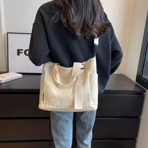 حقيبة يد كبيرة من القماش القطني الطبيعي الصديق للبيئة للتسوق والشاطئ، حقيبة كتف كاجوال عصرية بحبل للاستخدام الخارجي قابلة للتعديل - Product Image 3