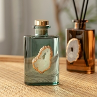 Vente en gros de parfum de décoration d'hôtel de luxe de marque privée personnalisée sans flamme parfum bouteille en verre ensemble cadeau diffuseur de roseau