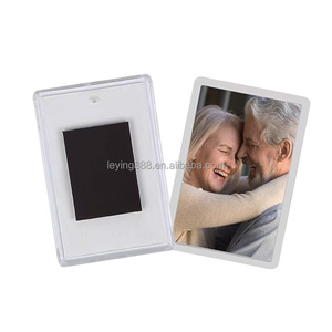 Magnete Fotografico Personalizzato in Acrilico Trasparente - Product Image 1