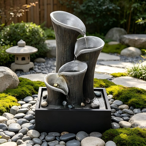 <span class=keywords><strong>Fontaine</strong></span> d'eau en résine à quatre niveaux en forme <span class=keywords><strong>de</strong></span> <span class=keywords><strong>lys</strong></span> calla avec lumière LED pour <span class=keywords><strong>la</strong></span> décoration intérieure et extérieure - Product Image 1