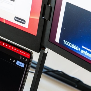 TriCreate Monitores cuádruples portátiles de aluminio FHD tipo C de 15,6 pulgadas para computadora portátil Monitor IPS Interfaz triple para uso en viajes de negocios - Product Image 4