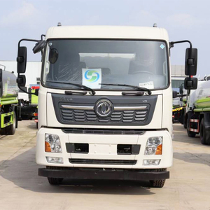 Camion pulvérisateur d'eau Dongfeng, efficace, 6000-10000 L, mini-camion arroseur, véhicule de lutte contre la poussière sur les chantiers de construction - Product Image 2