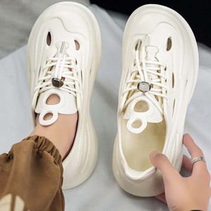 Sandales aquatiques pour hommes, semelle épaisse, ajourées, à bout fermé, antidérapantes, séchage rapide, chaussures de plage et de pêche, logo personnalisé OEM CE REACH - Product Image 4