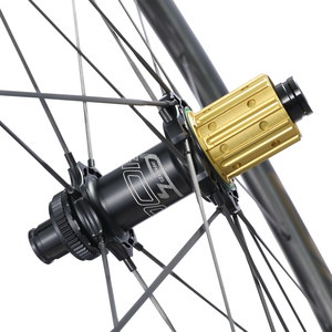 Juego de ruedas de bicicleta de carretera con freno de disco de cubo de aluminio, delantero, 2 traseros, 4 rodamientos sellados, Toray T800, llanta de fibra de carbono, 45mm de profundidad, Rojo - Product Image 5