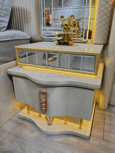 Ensemble de chambre à coucher de luxe <span class=keywords><strong>2026</strong></span> avec éclairage LED, lit super <span class=keywords><strong>king</strong></span> size, armoire à 8 portes et tête de lit miroir – Collection Meubles de Chambre Élégants - Product Image 6