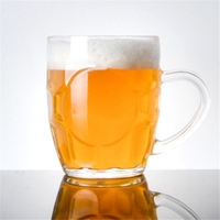 Vente en gros de mugs à bière en verre allemand de forme unique, 250 ml et 500 ml, avec poignée