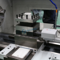 SGSK Tour CNC Machine Grande CK61125F Tour CNC Porte-outil à quatre stations Tour horizontal à couple élevé