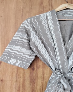 Robe Kimono en Coton Très Demandée, Imprimé Floral Fait Main, Respirante, Manches Longues, Vêtement de Nuit et Cache-Maillot de Plage de Luxe – Vente en Gros - Product Image 4