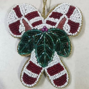 Adorno Festivo Bordado a Mano con Cuentas, Diseño de Caramelo Navideño, Alta Calidad, Color Personalizable, Ecológico - Product Image 1