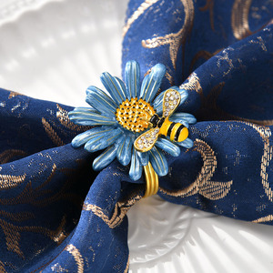 Porte-serviettes de mariage de luxe en alliage métallique, papillon de Noël, abeille, table en bois, argent, bois, acrylique, rotin, restaurant - Product Image 3