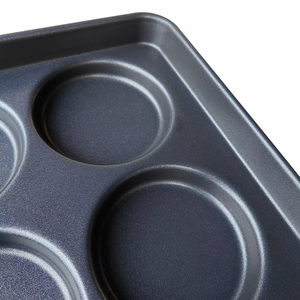 Bandeja de Horno Redonda Antiadherente de Acero Aluminizado de 4 Pulgadas con 15 Cavidades <span class=keywords><strong>para</strong></span> Hamburguesas y Panecillos - Product Image 5