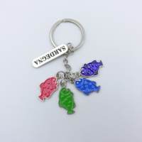 Fabrication en gros, logo personnalisé, porte-clés en émail 2D 3D, accessoires, alliage de zinc, forme de poisson, porte-clés en métal, porte-clés